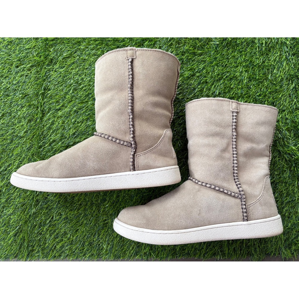 UGG Deaven Sand Tan Suede Sheepskin Lining Sneaker Boots 1094811 Womens 7